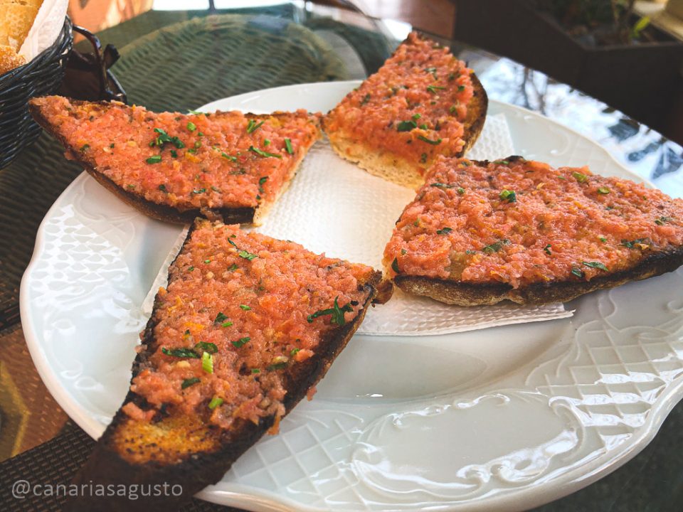 pan con tomate