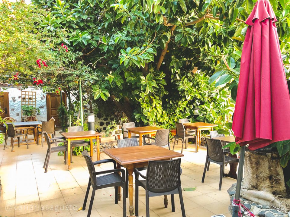 terraza principal en restaurante el guanche
